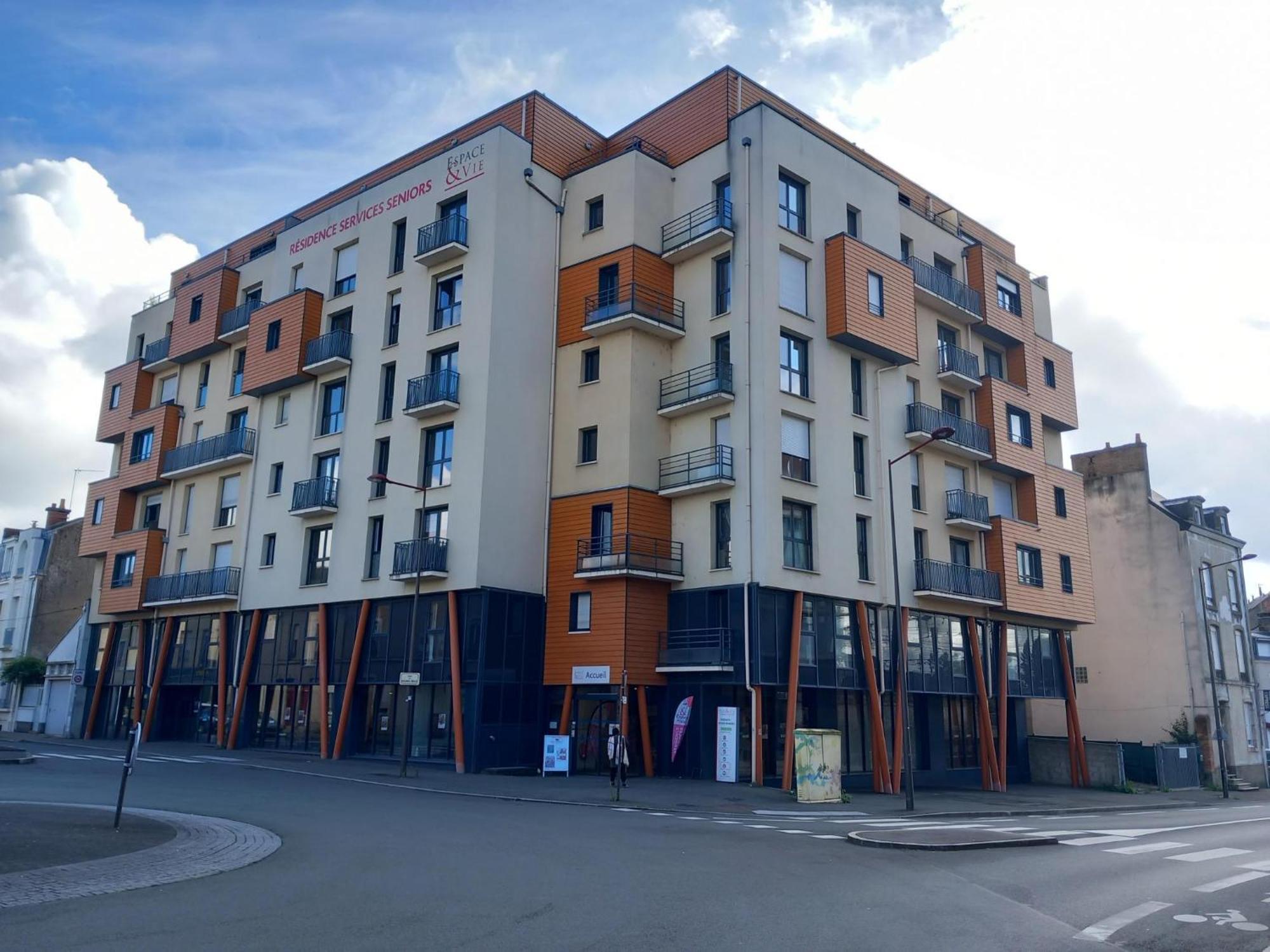 Residence Services Seniors Espace Et Vie Le Mans Exterior foto